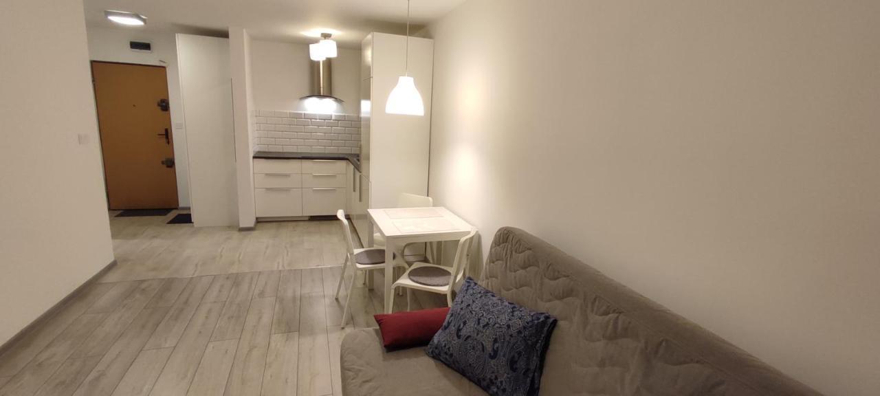 Top Apartamenty Centrum - Metro Rondo Onz Варшава Экстерьер фото