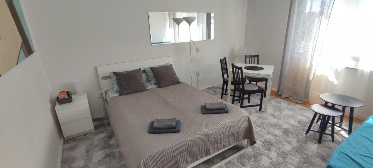 Top Apartamenty Centrum - Metro Rondo Onz Варшава Экстерьер фото