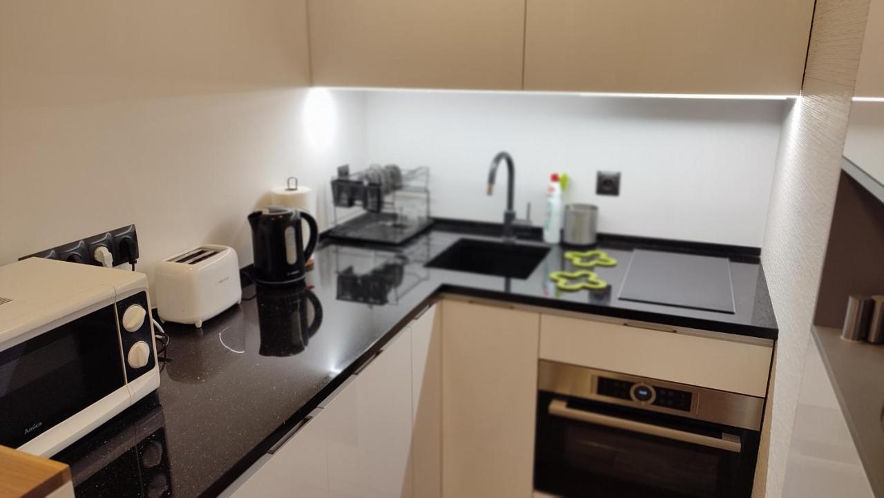 Top Apartamenty Centrum - Metro Rondo Onz Варшава Экстерьер фото
