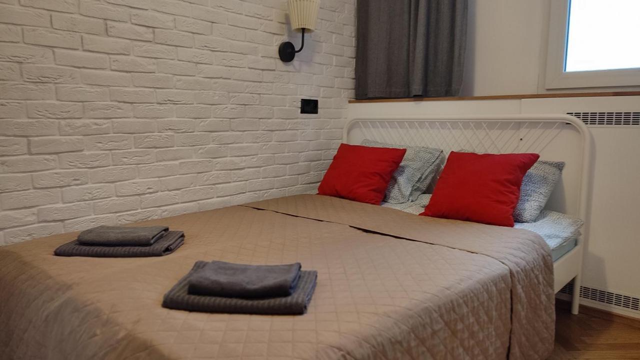 Top Apartamenty Centrum - Metro Rondo Onz Варшава Экстерьер фото